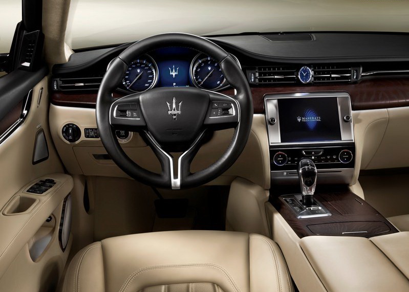 Maserati-Quattroporte_2013_800x600_wallpaper_04