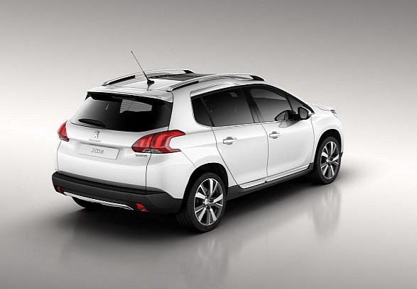 peugeot-2008-leaked-photos-photo-gallery-medium_3