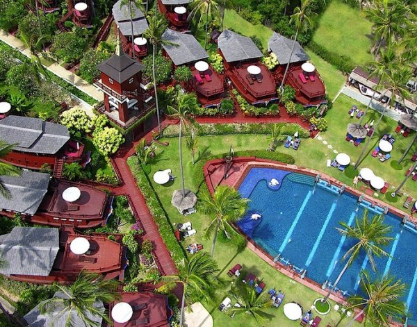 Hoteles con encanto-Hoteles Extravagantes-En una Barcaza Arrocera Tailandesa