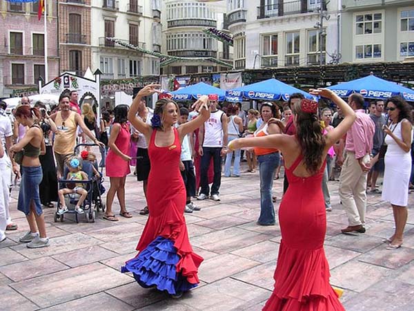 Viajes turisticos-Fiestas Mas Divertidas del Verano-La Feria de Málaga3