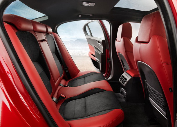 Jaguar-XE_S_2016_1024x768_wallpaper_13