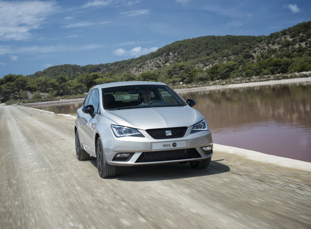 SEAT-IBIZA-30a-1