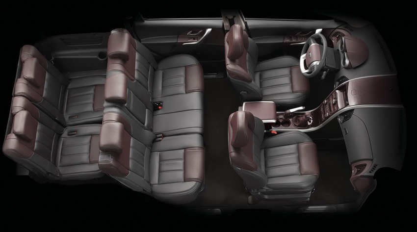 b_0_0_0_00_images_articulos_2014_10_octubre_20_Mahindra_fotos_Mahindra_XUV500_02