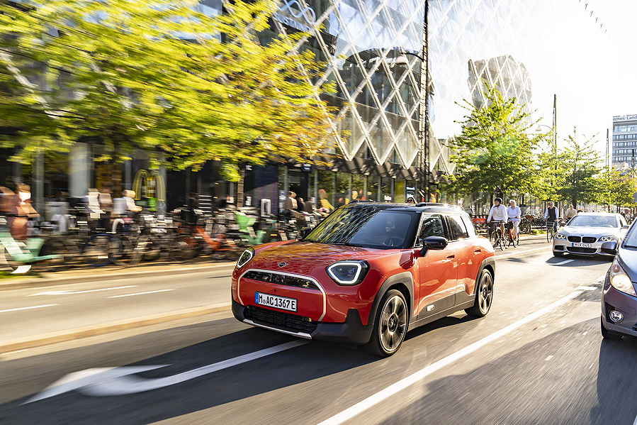 MINI en la IAA Mobility 2025 con dos estrenos exclusivos