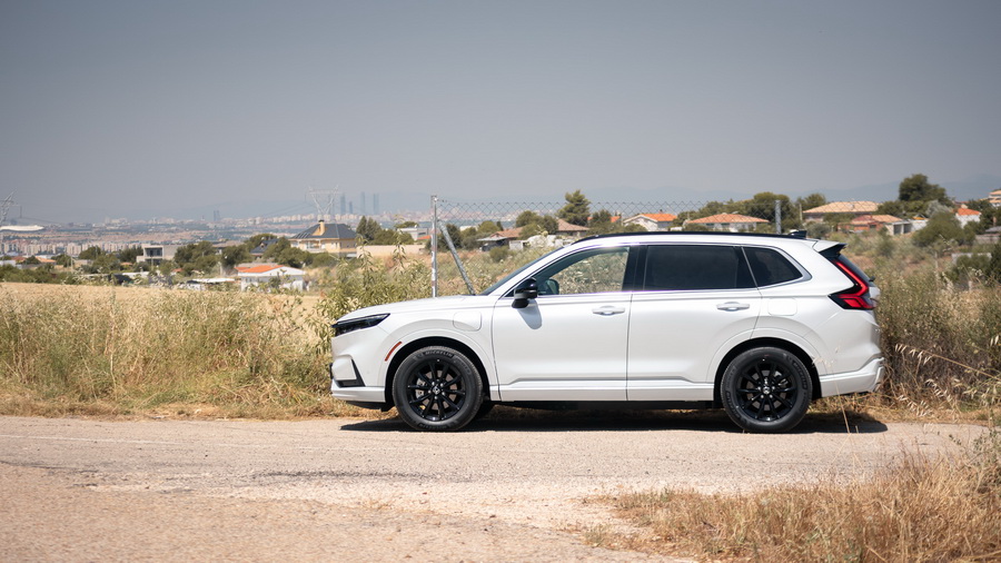 Honda HR-V HEV y CR-V PHEV: Versatilidad urbana frente a eficiencia híbrida