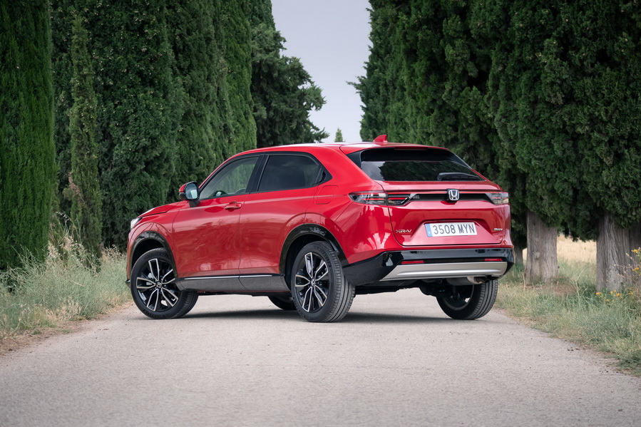 Honda HR-V HEV y CR-V PHEV: Versatilidad urbana frente a eficiencia híbrida 