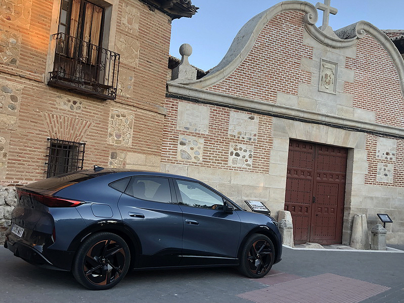 CUPRA Tavascan: pasión española y futuro sostenible