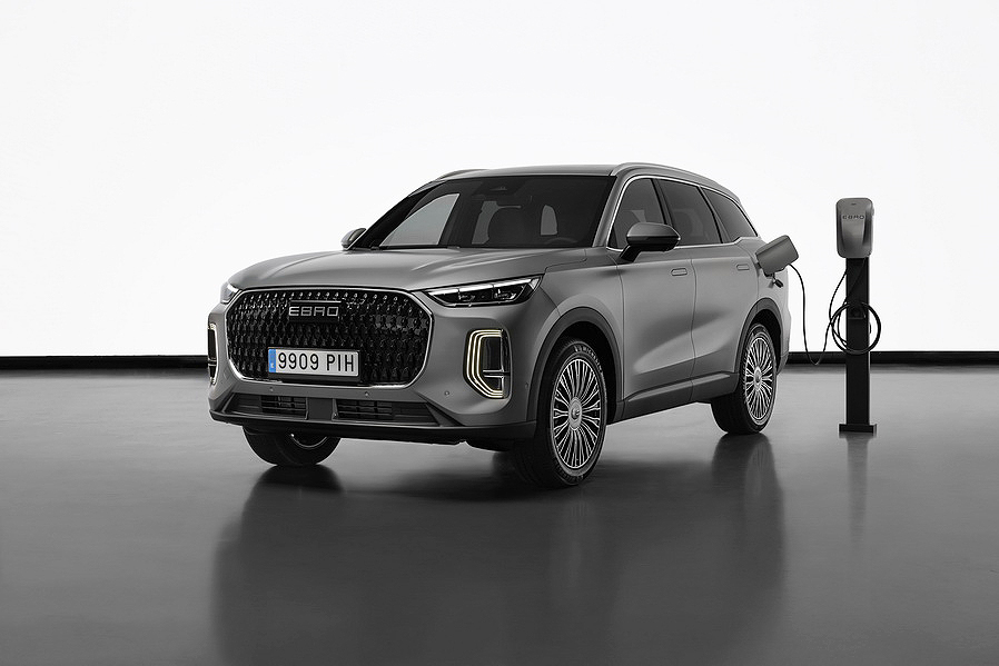 Llega el nuevo EBRO S900 para por ahora cerrar el círculo de la gama