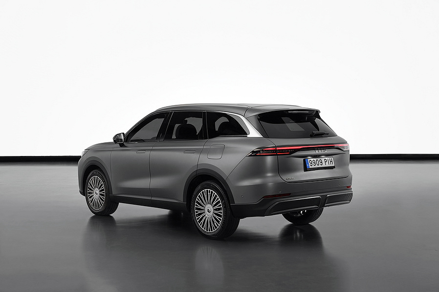 Llega el nuevo EBRO S900 para por ahora cerrar el círculo de la gama