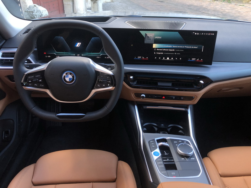 Prueba del BMW i4 eDrive35, deportividad eléctrica para el día a día