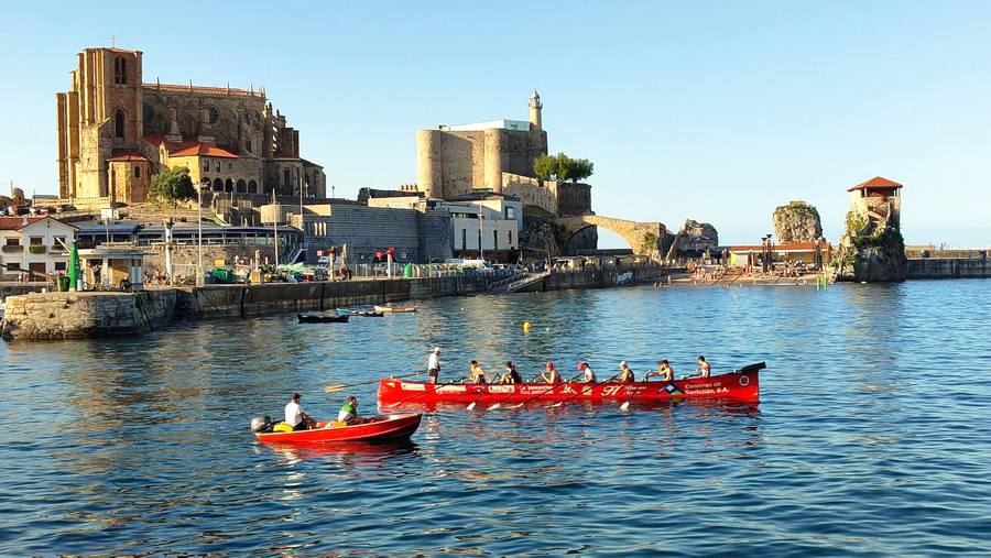 CASTRO URDIALES revela los tesoros del Cantábrico en FITUR 2026