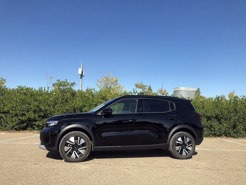 Al Mobility City de Zaragoza con el Opel Frontera Hybrid Ultimate 145 cv