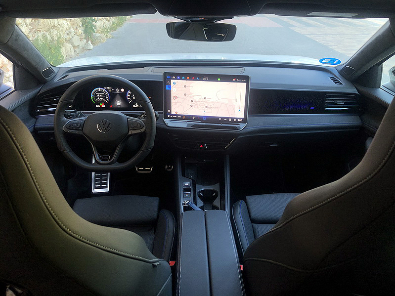 Prueba del Volkswagen Passat Variant eHybrid y Volkswagen Tayron TDi