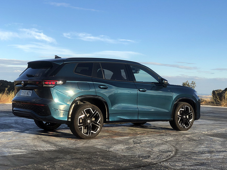 Prueba del Volkswagen Passat Variant eHybrid y Volkswagen Tayron TDi