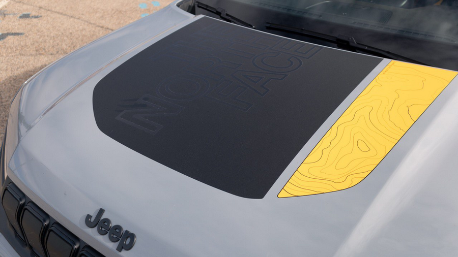 Probamos el Jeep Avenger 4xe The North Face: "vestido de expedición"