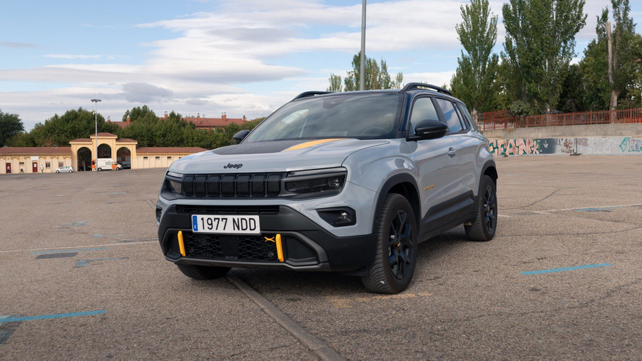 Probamos el Jeep Avenger 4xe The North Face: "vestido de expedición"