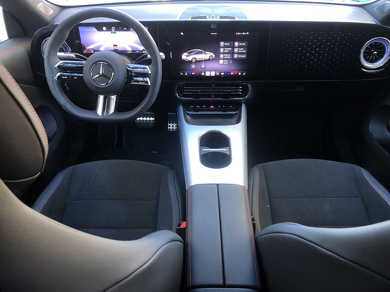 Prueba del Mercedes CLA 250+Eléctrico y la llegada del Mercedes C Eléctrico