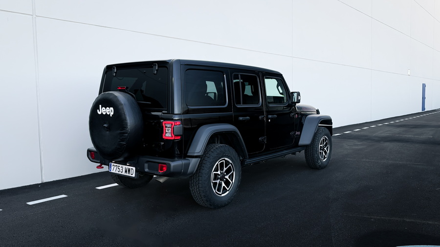 "Pasar el Rubicon". Probamos el Jeep Wrangler 2.0T de 272 caballos