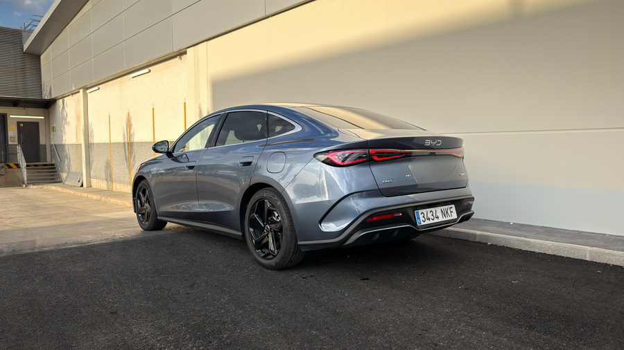 Especial BYD: Seal 6 DM-i berlina y BYD Atto 2 DM-i híbridos enchufables