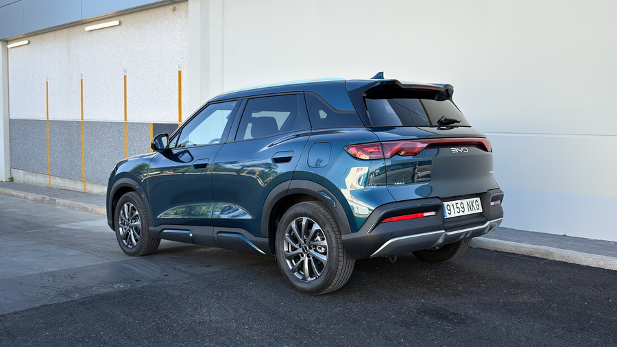 BYD actualiza el Atto 2 con la tecnología DM-i. Buena autonomía y precio contenido