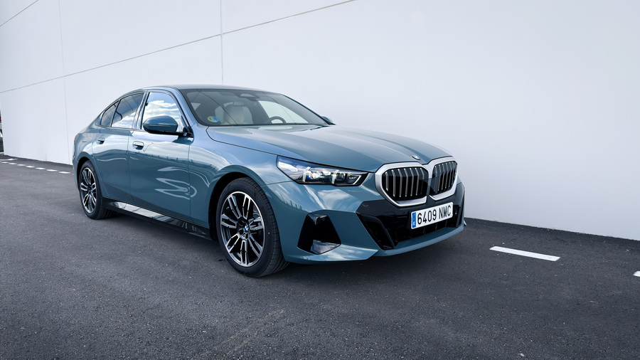 Probamos el BMW 520d Berlina: la "aventura" del diésel sigue viva