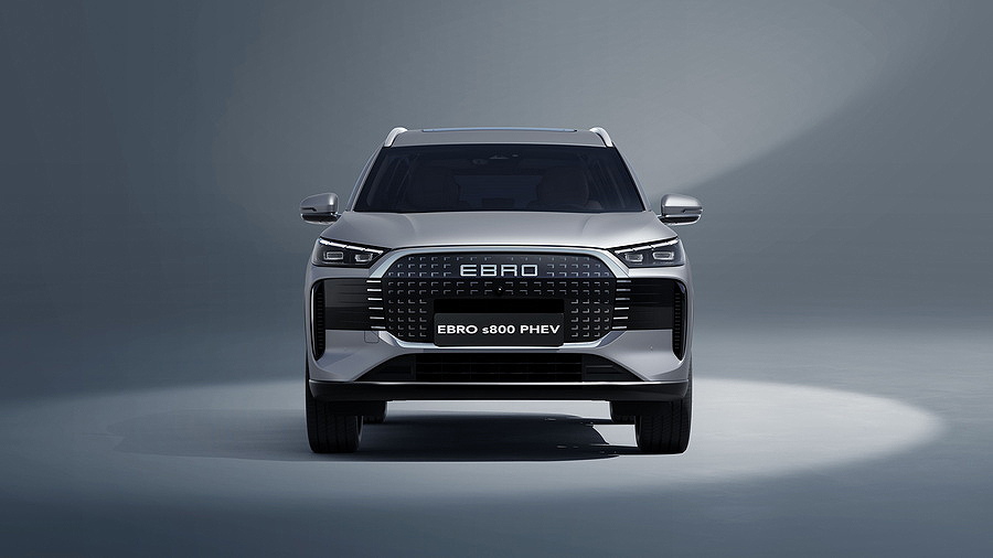 Nuevo EBRO s800 PHEV MY'27, misma autonomía pero más presencia y confort