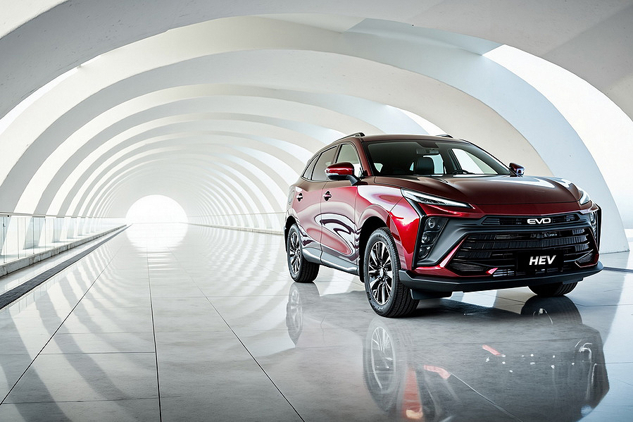 EVO 6 HEV: el nuevo SUV híbrido de EVO ya a la venta desde 29.900€