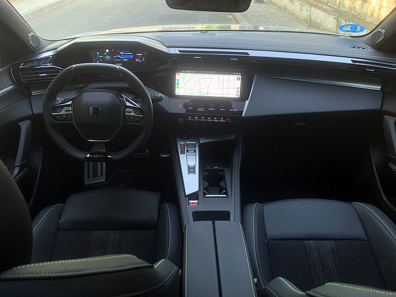 Especial Peugeot: 2008, 308 SW y 408 PHEV a prueba