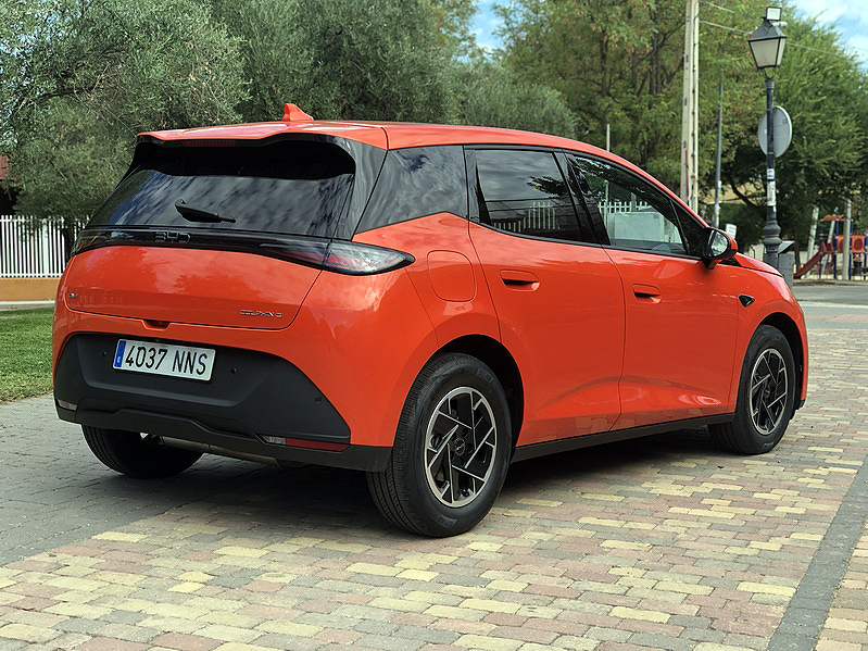 Al volante del nuevo BYD Dolphin G DM-i Boost: La ciudad SÍ es para mí
