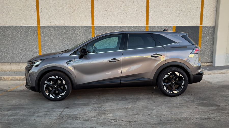 Probamos el Mitsubishi Eclipse Cross Elécrico y el Grandis 180 HEV