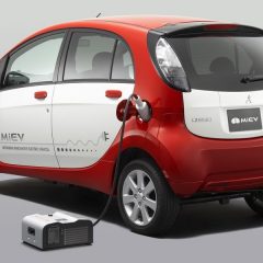 Los coches eléctricos, suministradores  de energía