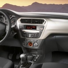 Citroën muestra el interior del C-Elysée