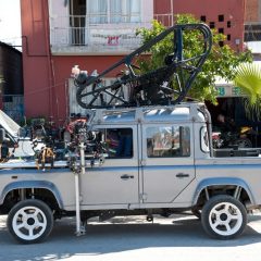 Jaguar Land Rover celebra los 50 años de James Bond en París