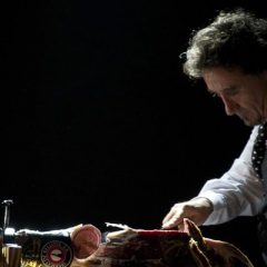 El arte de cortar bien un jamón
