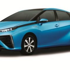 Toyota FCV, el nuevo modelo con pila de combustible de hidrógeno