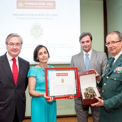 Fundación CEA concede su premio Seguridad Vial 2016 a la Agrupación de Tráfico de la Guardia Civil