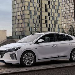 El Hyundai IONIQ galardonado en los premios del Salón Automobile Barcelona
