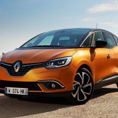 La marca del rombo estrena motor de gasolina para la gama Renault Scenic