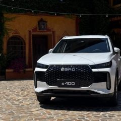 Presentación a la prensa del nuevo EBRO s400 HEV