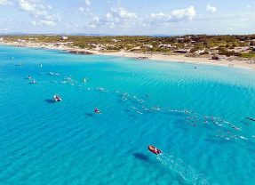 La isla de Formentera se convierte en un encuentro deportivo esta primavera