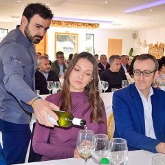 Brindemos 2026 en Tomelloso: Cata y Galería del Vino el 21 de marzo