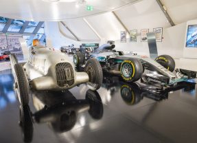 Las “Flechas de Plata” de Mercedes vuelan en el Mobility City de Zaragoza