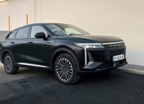 Probamos el Omoda 9 SHS: un modelo que “incOMODA” a sus rivales