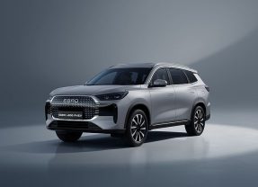 Nuevo EBRO s800 PHEV MY’27, misma autonomía pero más presencia y confort