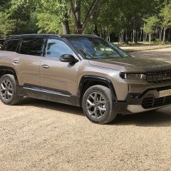 Al volante del nuevo Jeep Compass e-Hybrid 145 CV, subir de nivel