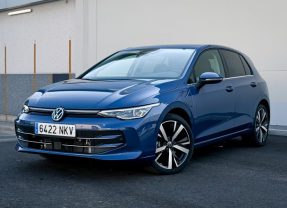 Al volante del Volkswagen Golf eHybrid 204 cv: Golf en todo los sentidos