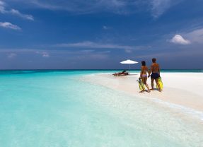 Barefoot luxury en Maldivas, el lujo de ir descalzo por sus playas