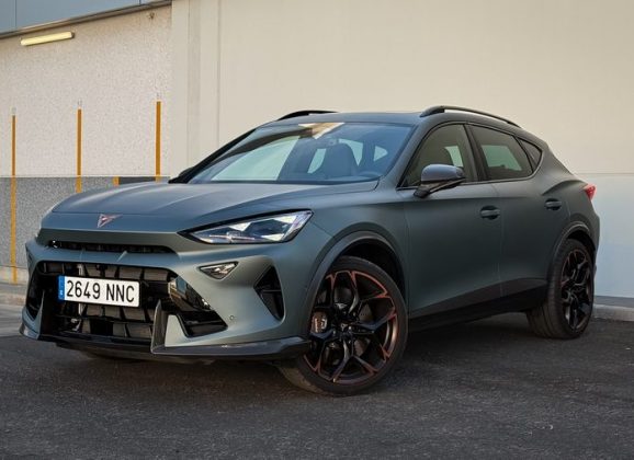 Prueba del CUPRA Formentor VZ5 y nuevo CUPRA Born VZ: radicales